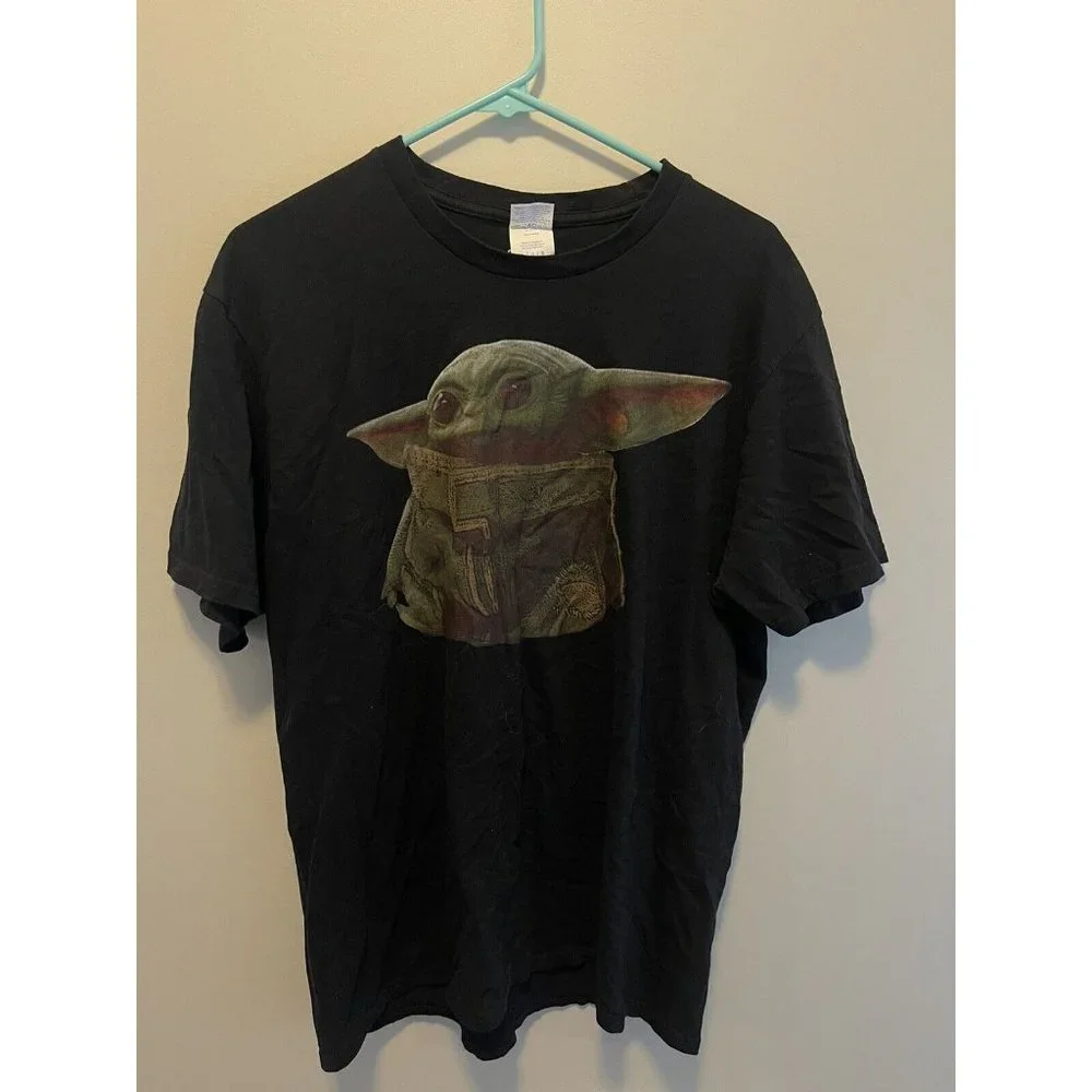 Vintage Mandalorian Baby Yoda T-Shirt WOMENS L Mens M Star Wars Tee Graphic - Picture 1 of 3